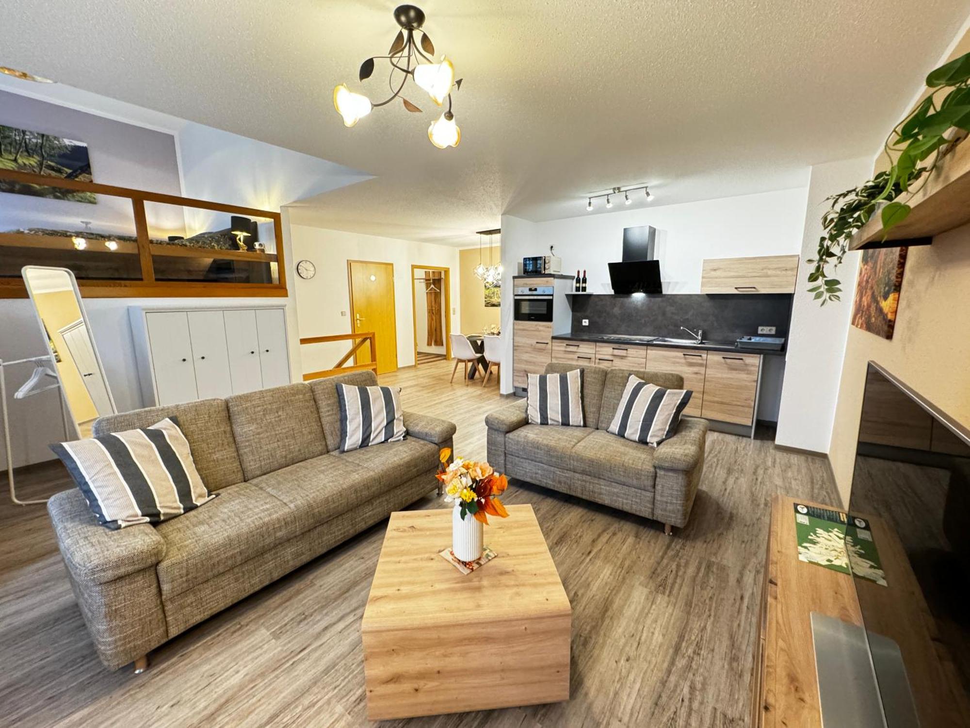 Galerie-Ferienwohnung "Im Schindlershof" - Zentral Und Ruhig Eibenstock Ngoại thất bức ảnh